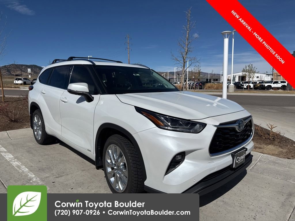 Used 2022 Toyota Highlander Limited