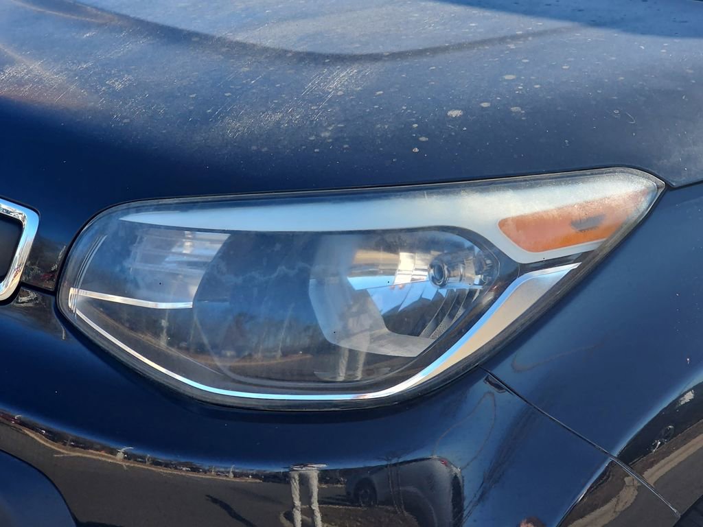 Used 2015 Kia Soul image 34