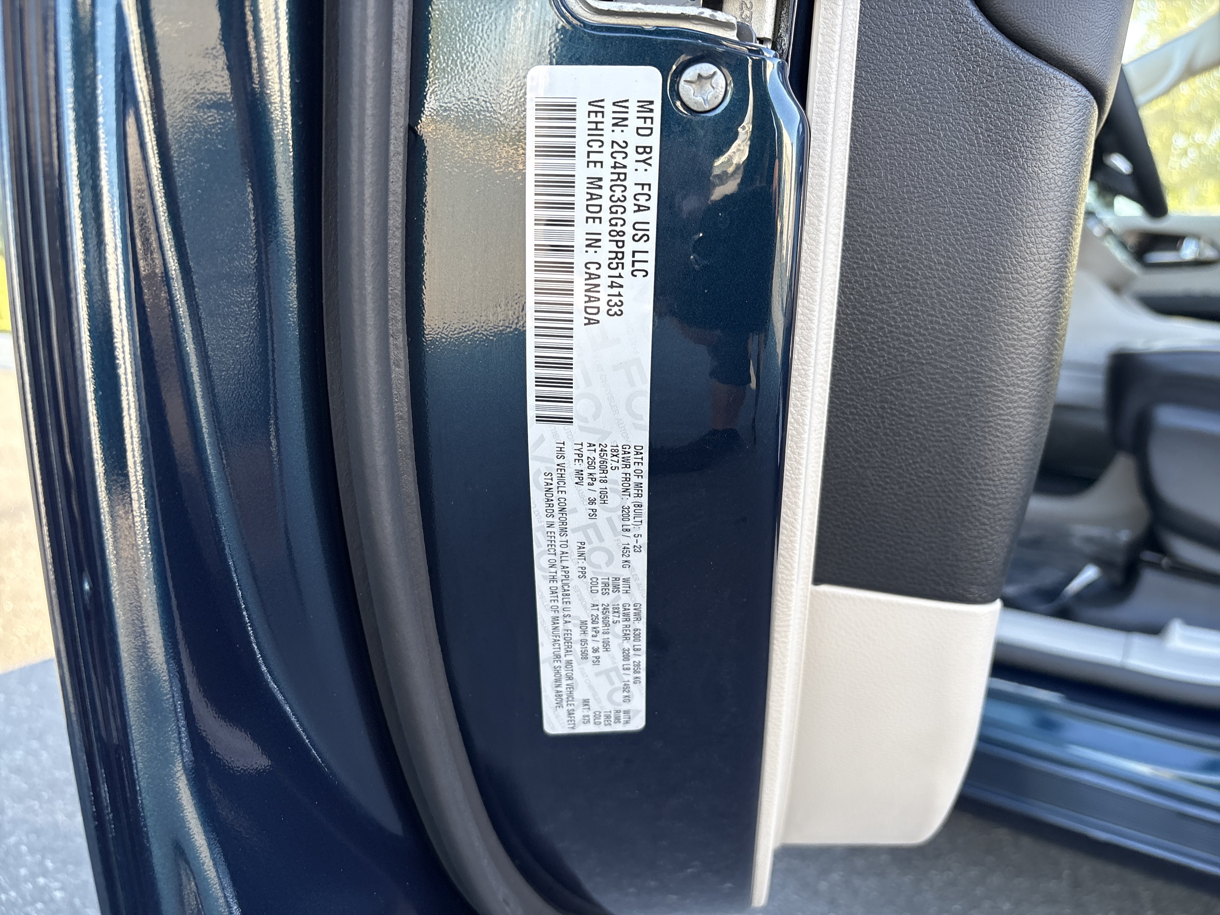 Used 2023 Chrysler Pacifica Limited w/ Uconnect Theater Family Group AWD/4WD image 38