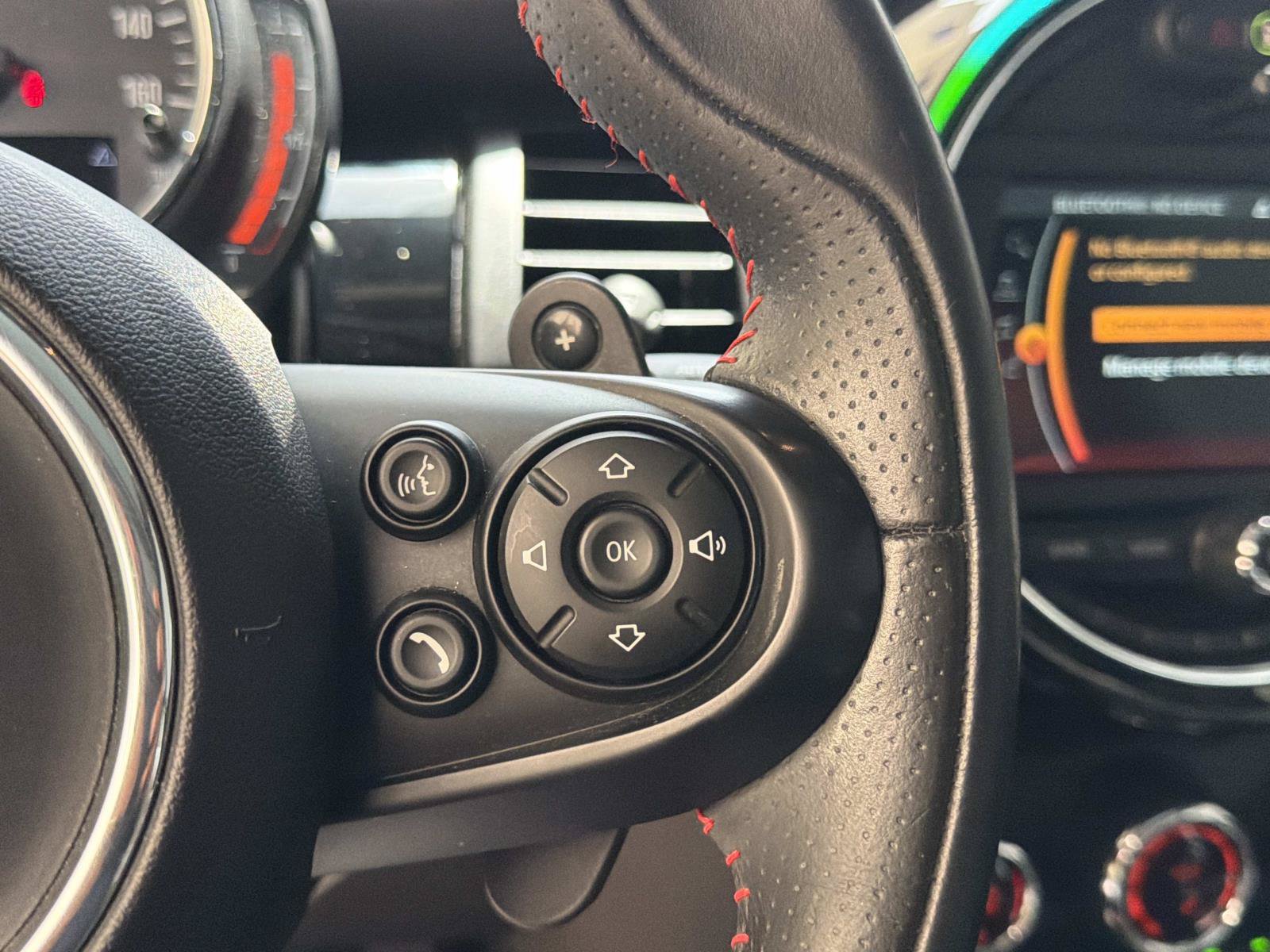 Used 2019 MINI Cooper S w/ Signature Upholstery Package FWD image 15