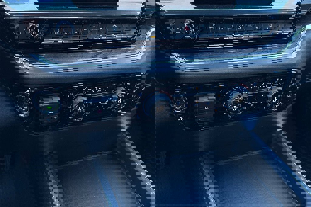 New 2026 Chevrolet Silverado 2500 LTZ w/ LTZ Premium Package image 20