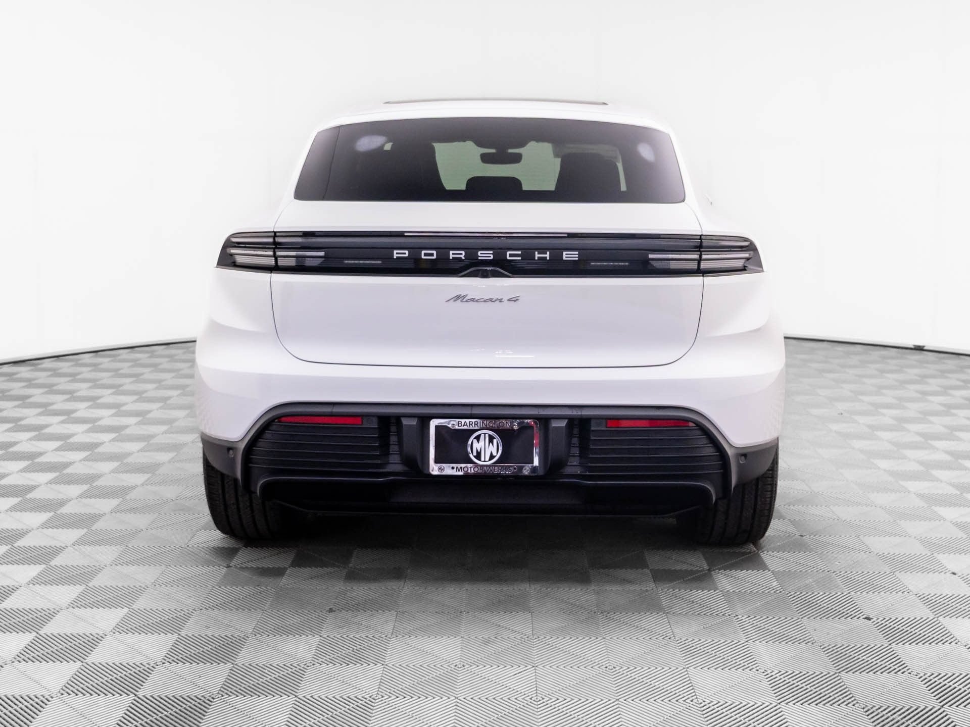 New 2026 Porsche Macan 4 Electric AWD/4WD image 10