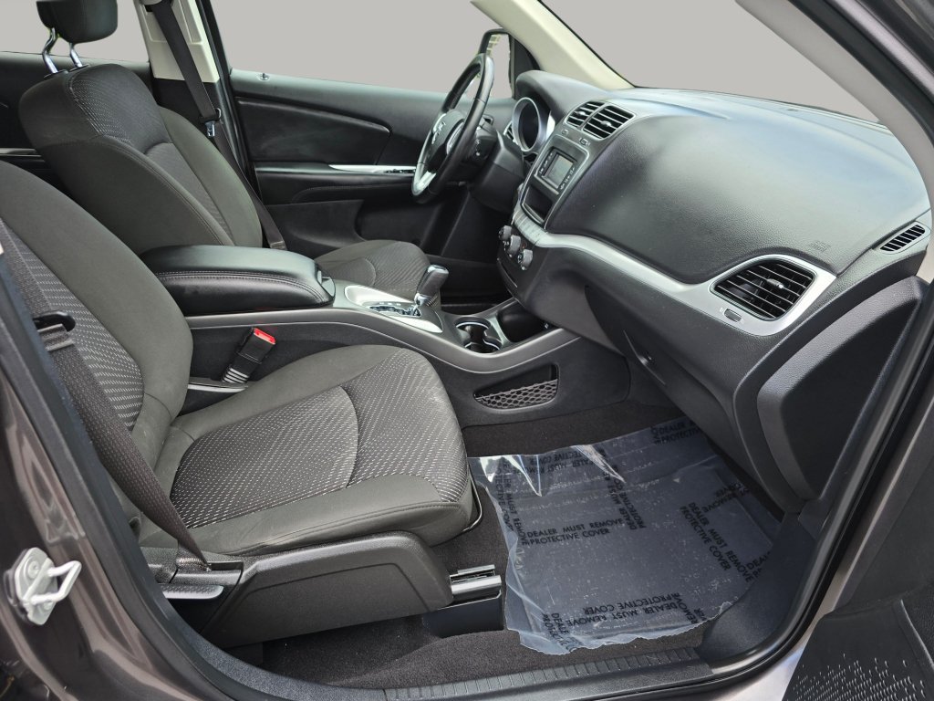Used 2019 Dodge Journey SE w/ Connectivity Group FWD image 26
