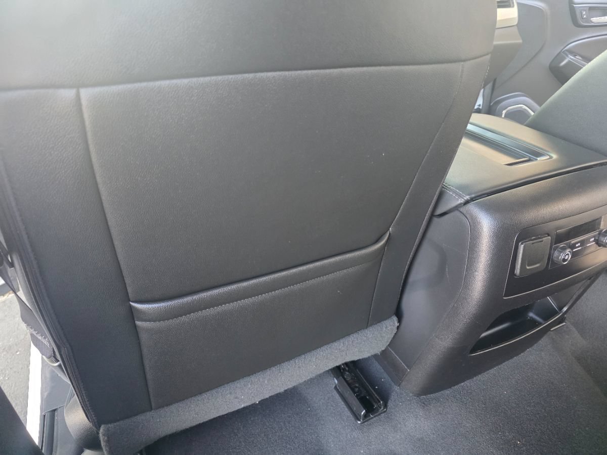 Used 2019 Chevrolet Suburban LT AWD/4WD image 38