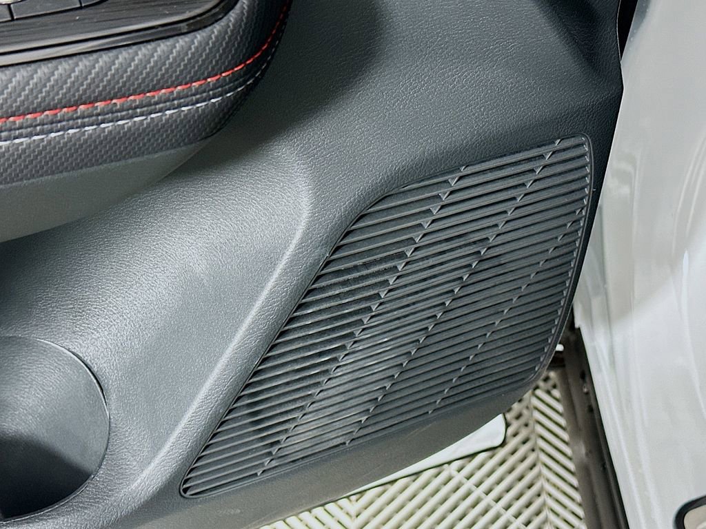 New 2026 Nissan Kicks SR w/ SR Premium Package image 25