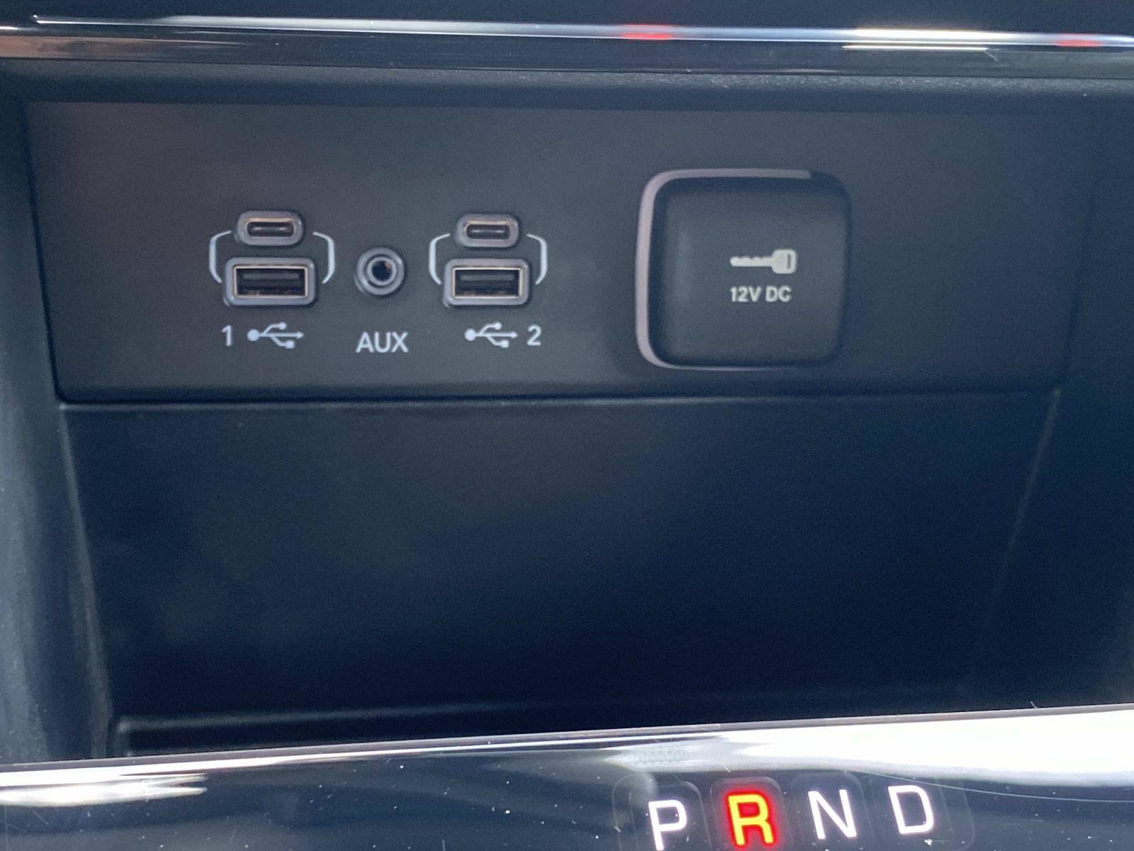 Used 2024 Jeep Grand Cherokee Laredo X RWD image 32