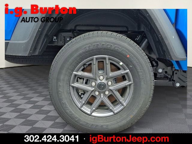 New 2026 Jeep Gladiator Sport AWD/4WD image 5