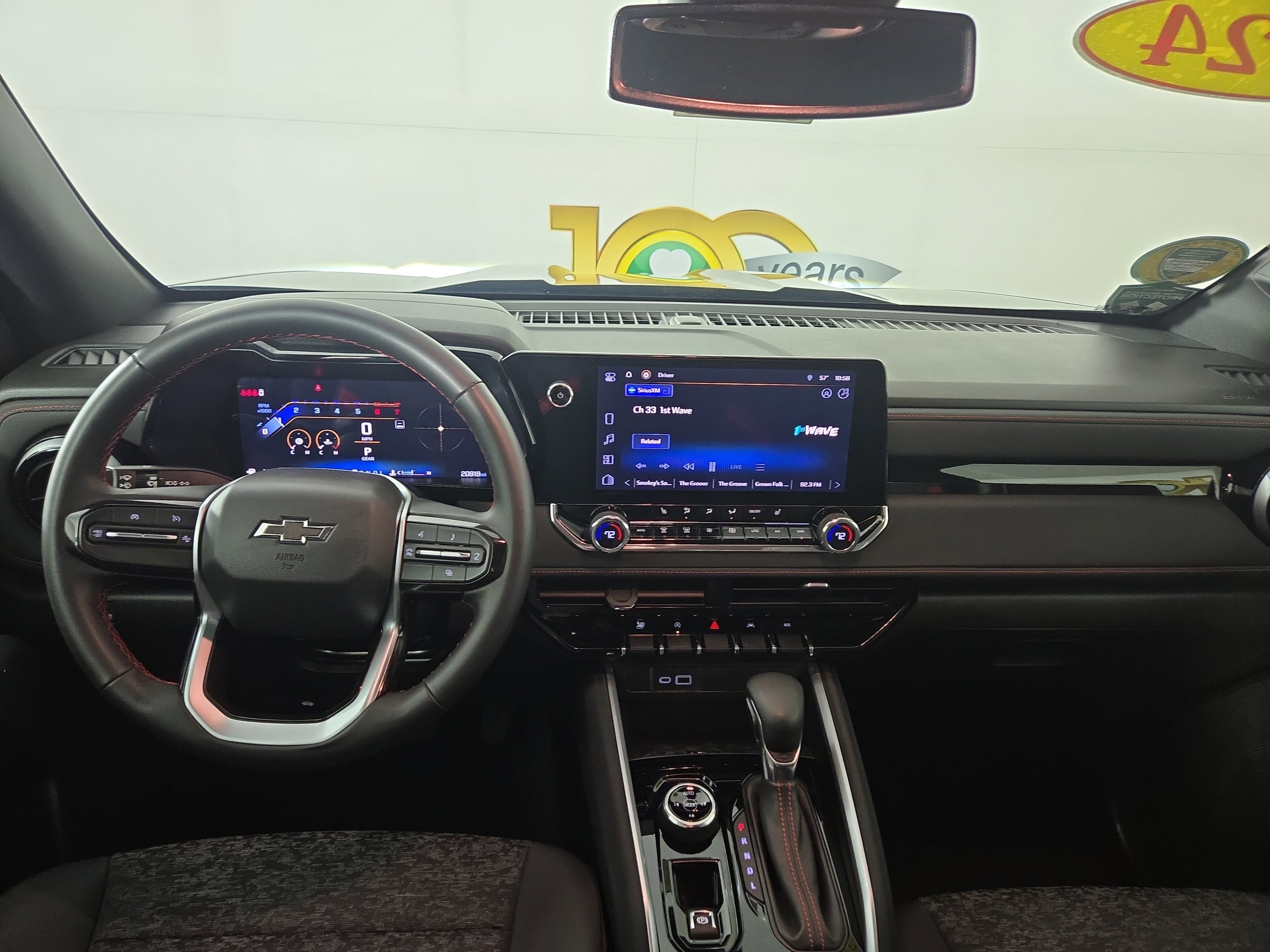 Certified 2024 Chevrolet Colorado Z71 w/ LPO, Dark Essentials Package image 13