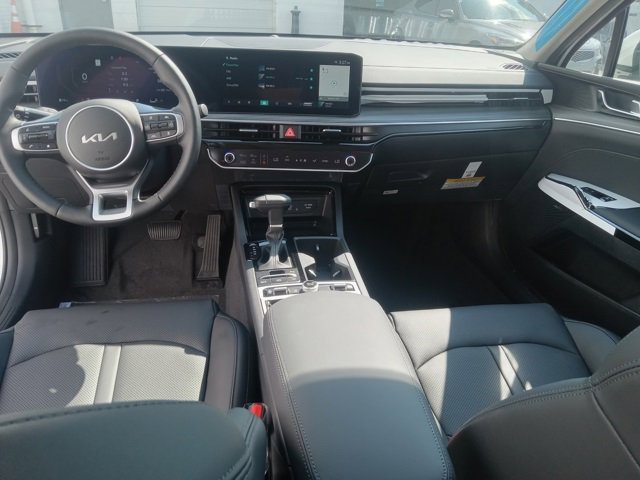 New 2025 Kia K5 EX image 4