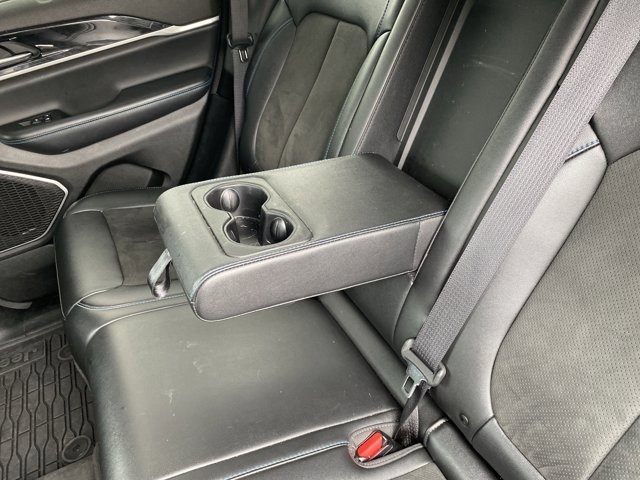 Used 2022 Jeep Grand Cherokee Trailhawk w/ Advanced Protech Group II image 40