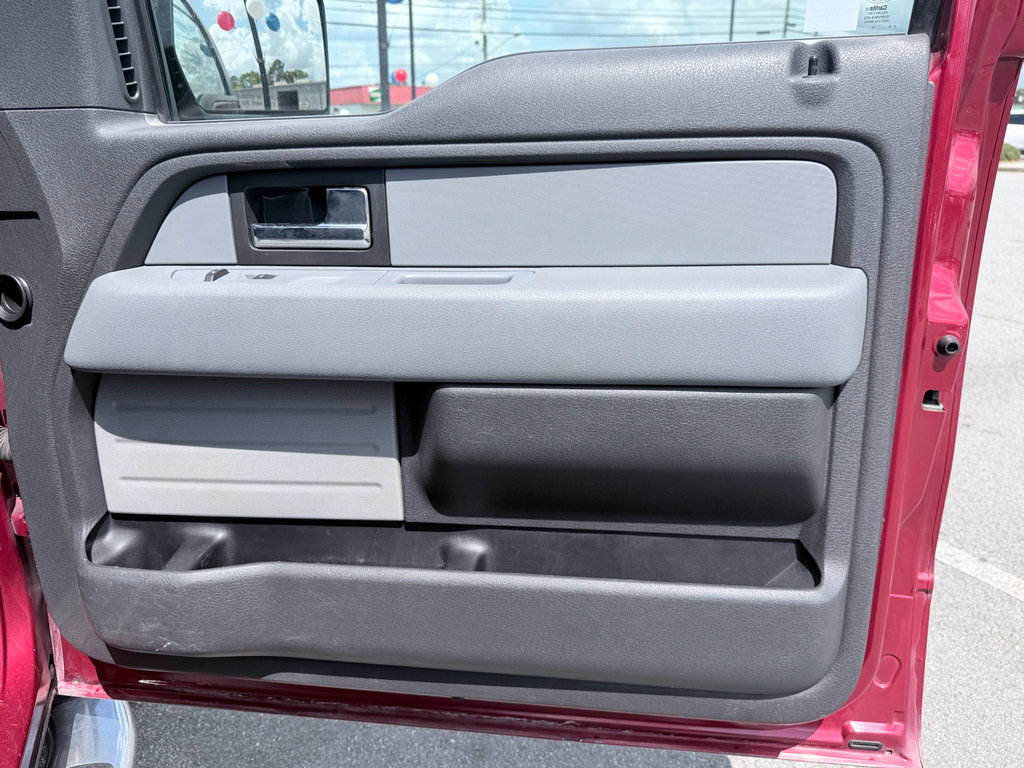 Used 2013 Ford F150 XLT w/ Luxury Equipment Group image 30
