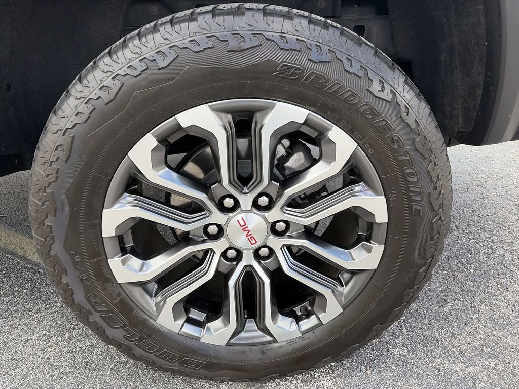 Certified 2024 GMC Canyon Denali image 38