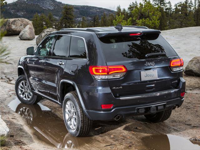 Used 2016 Jeep Grand Cherokee Laredo AWD/4WD image 1