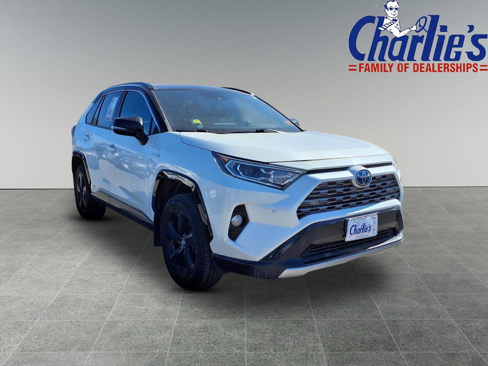Used 2021 Toyota RAV4 XSE AWD/4WD image 3