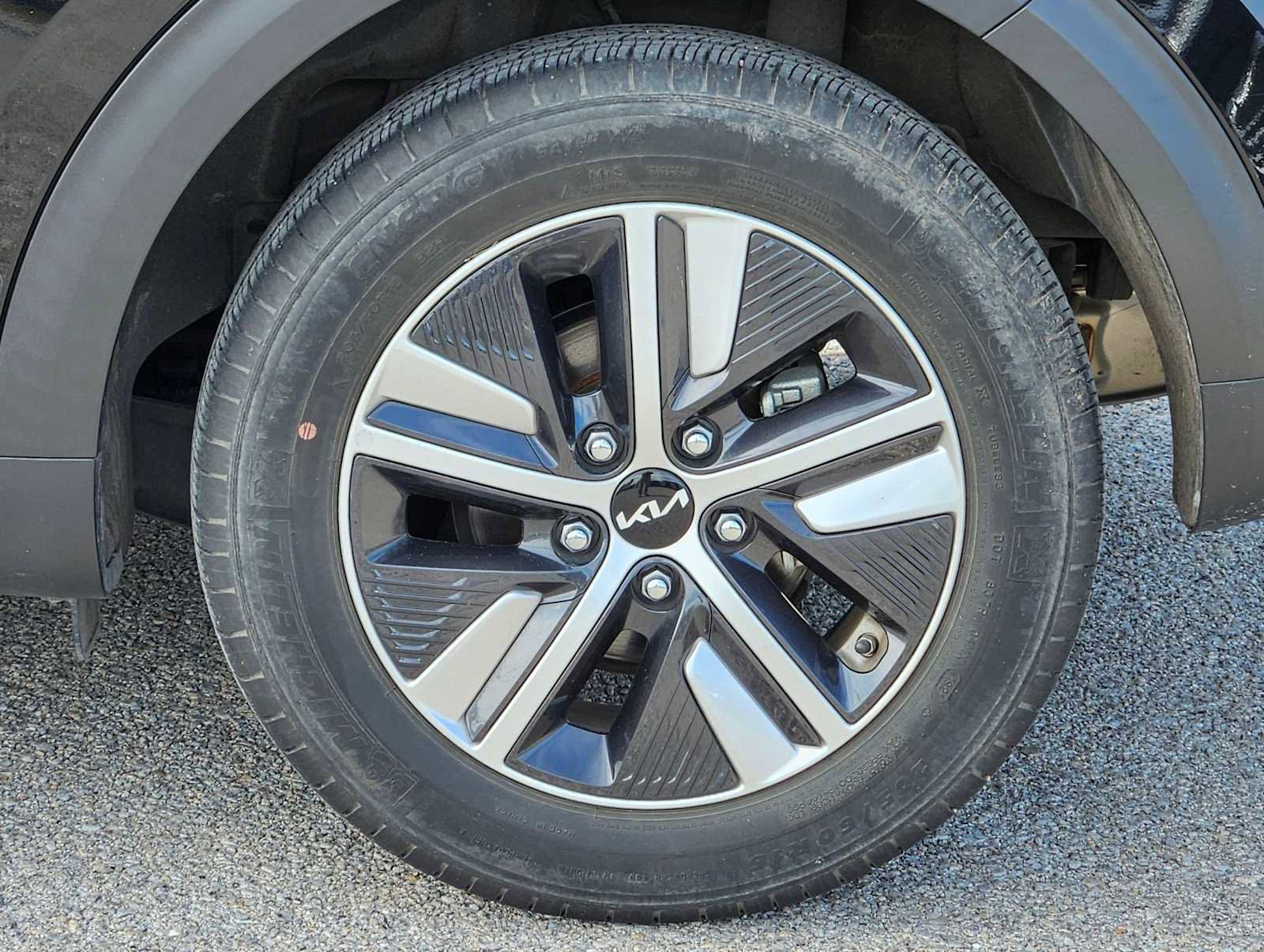 Certified 2022 Kia Niro LXS image 13