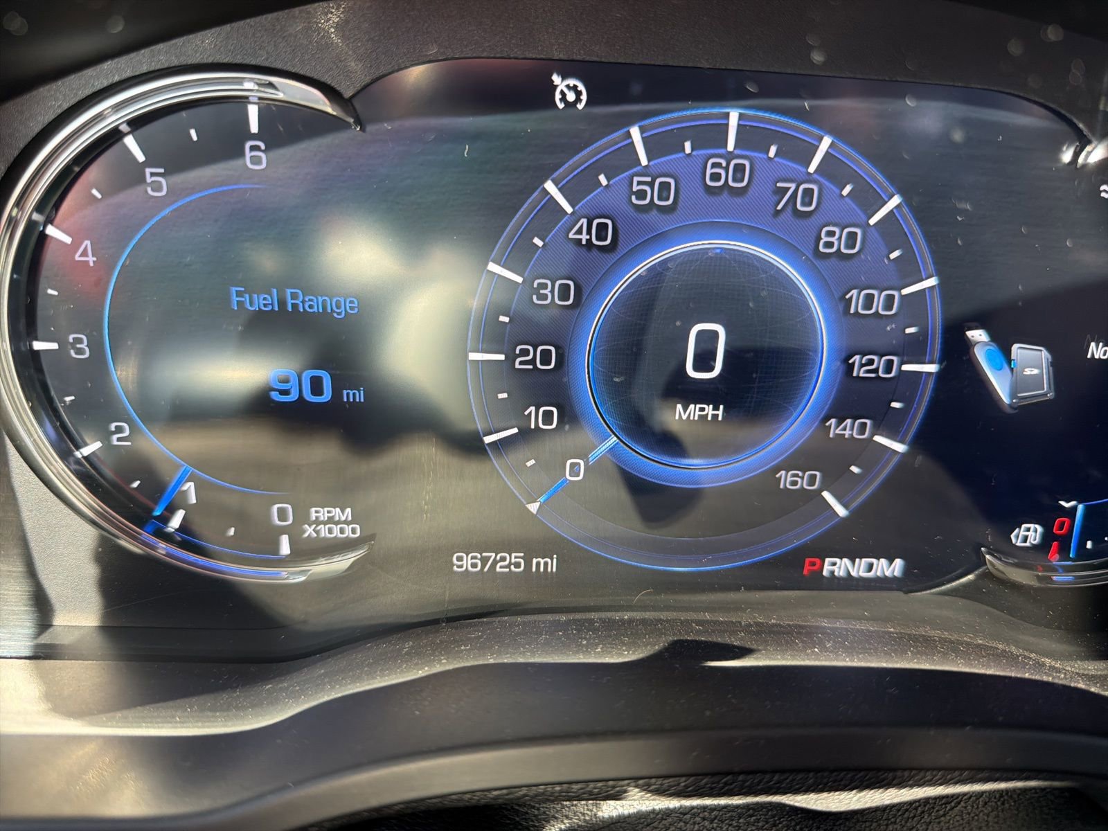 Used 2016 Cadillac Escalade Luxury image 2