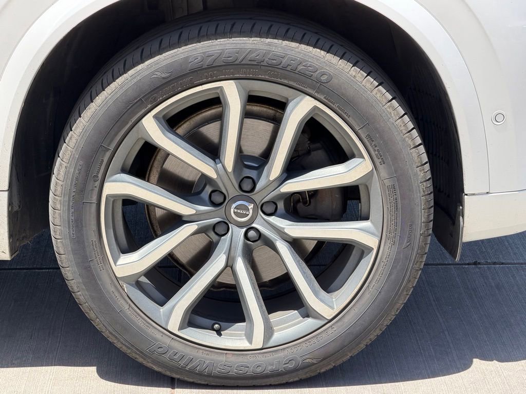 Used 2018 Volvo XC90 T6 Momentum w/ Convenience Package AWD/4WD image 6