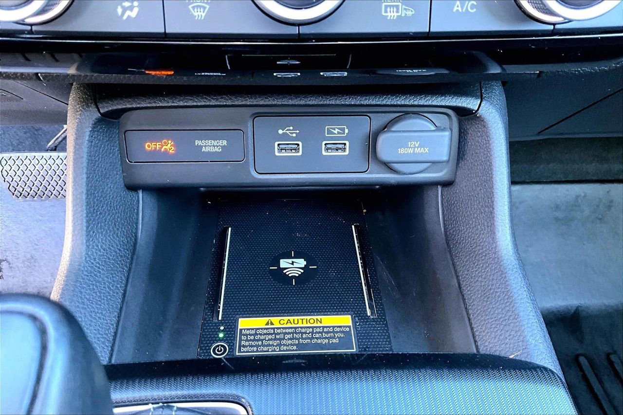 Used 2022 Honda Civic Touring image 18