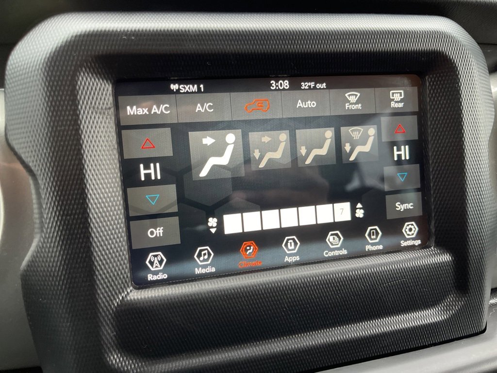 Used 2021 Jeep Wrangler Unlimited Sahara w/ Dual Top Group image 33