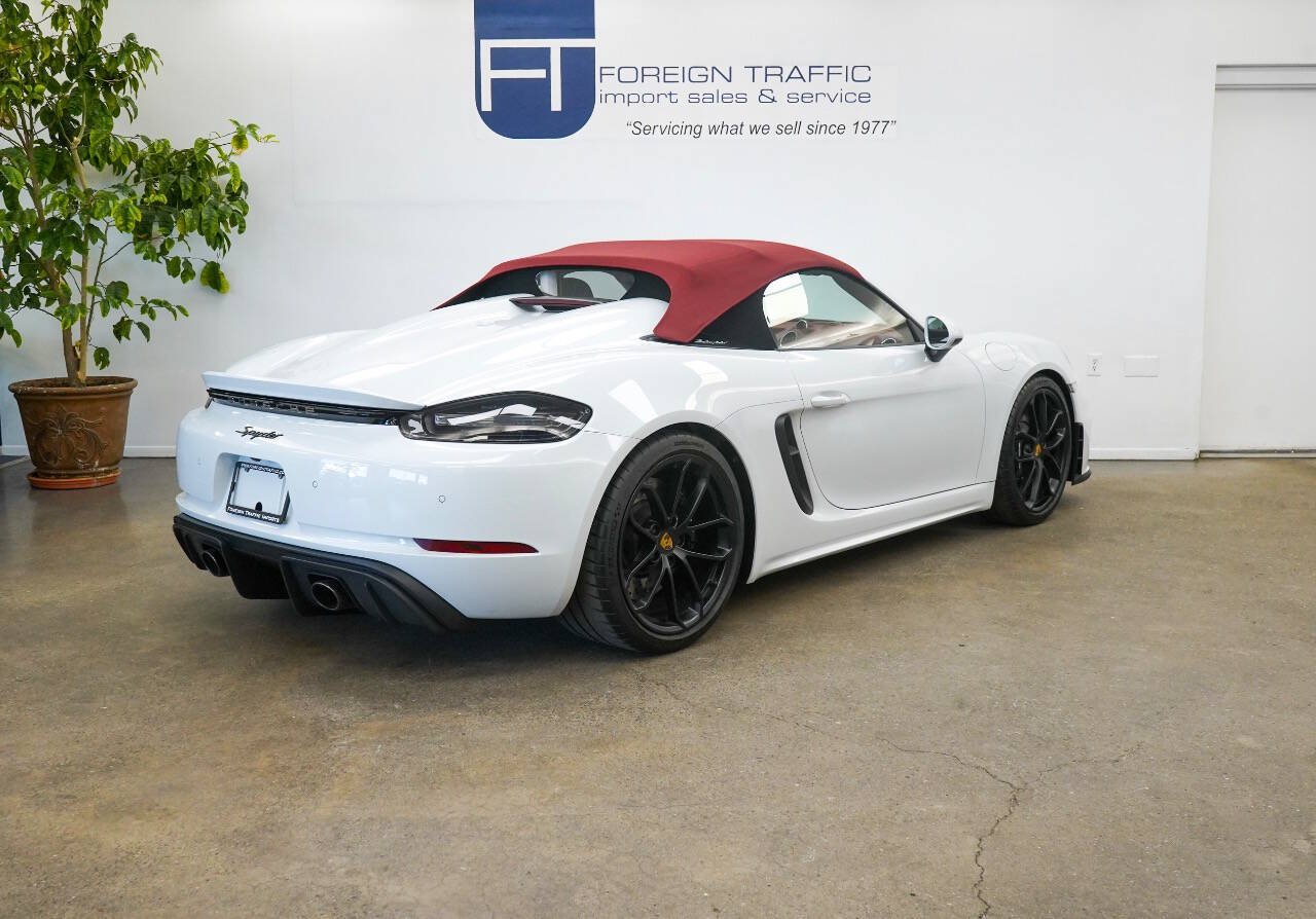 Used 2020 Porsche 718 Boxster Spyder RWD image 29