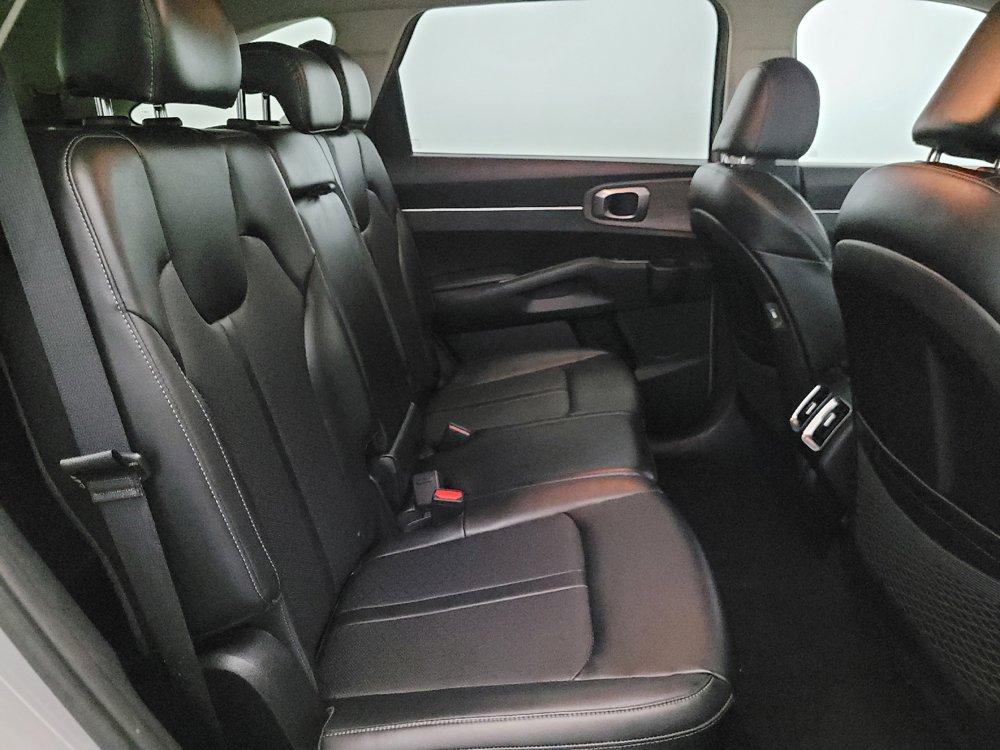 Used 2022 Kia Sorento S AWD/4WD image 19