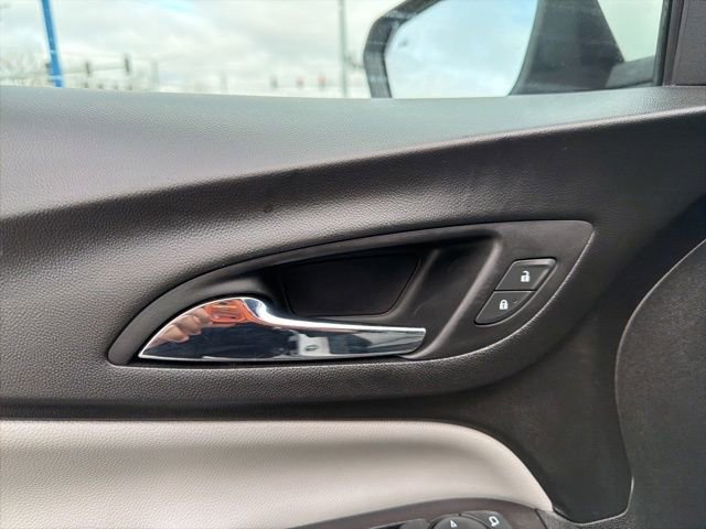 Used 2020 Chevrolet Equinox LT image 24