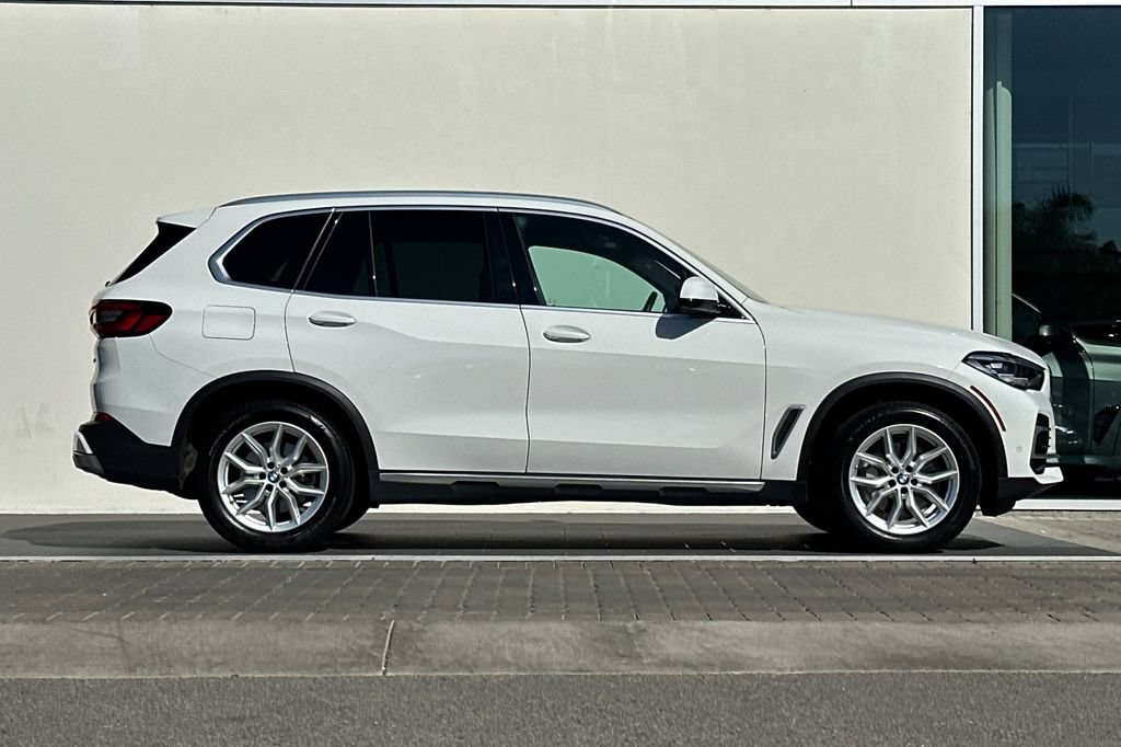 Used 2023 BMW X5 xDrive40i w/ Premium Package AWD/4WD video 2