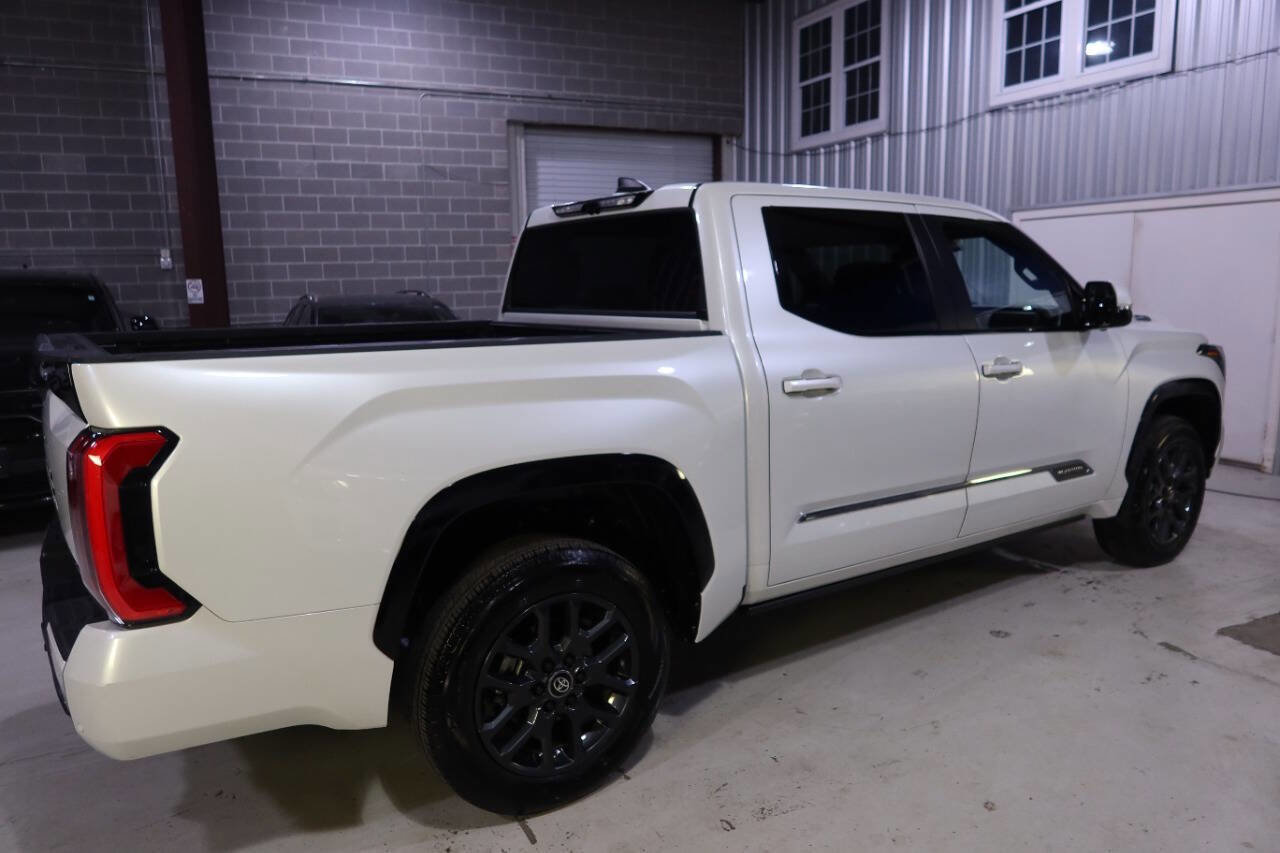 Used 2025 Toyota Tundra Platinum AWD/4WD image 5