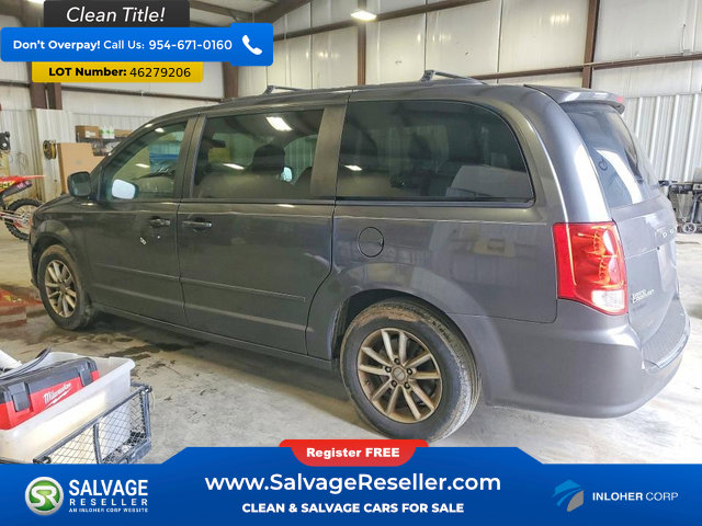 Used 2016 Dodge Grand Caravan SXT FWD image 3