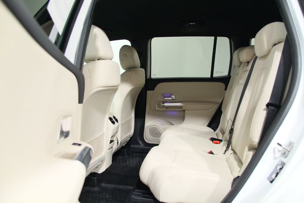 Certified 2025 Mercedes-Benz GLB 250 4MATIC image 29