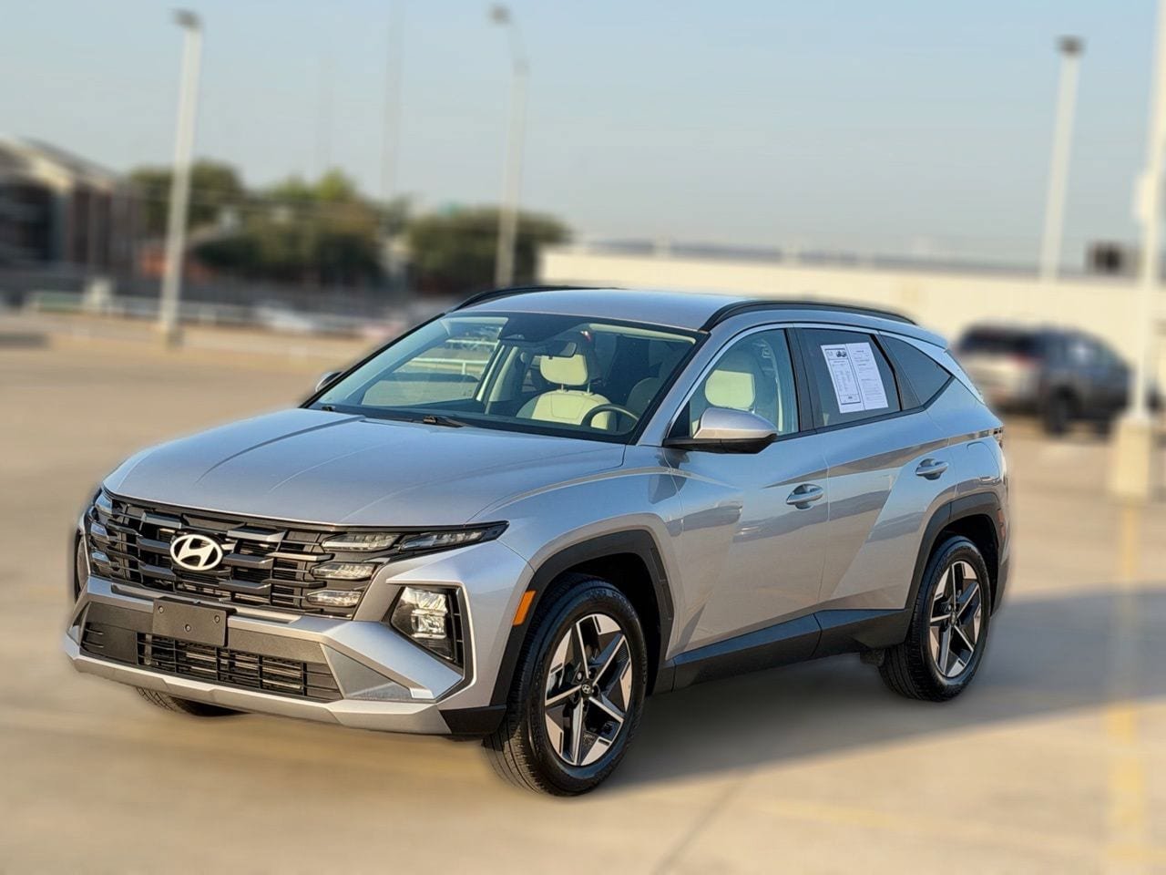 Used 2025 Hyundai Tucson SEL FWD image 3