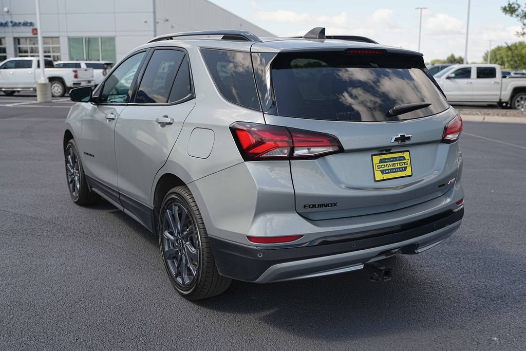 Used 2024 Chevrolet Equinox RS w/ LPO, Floor Liner Package AWD/4WD image 8