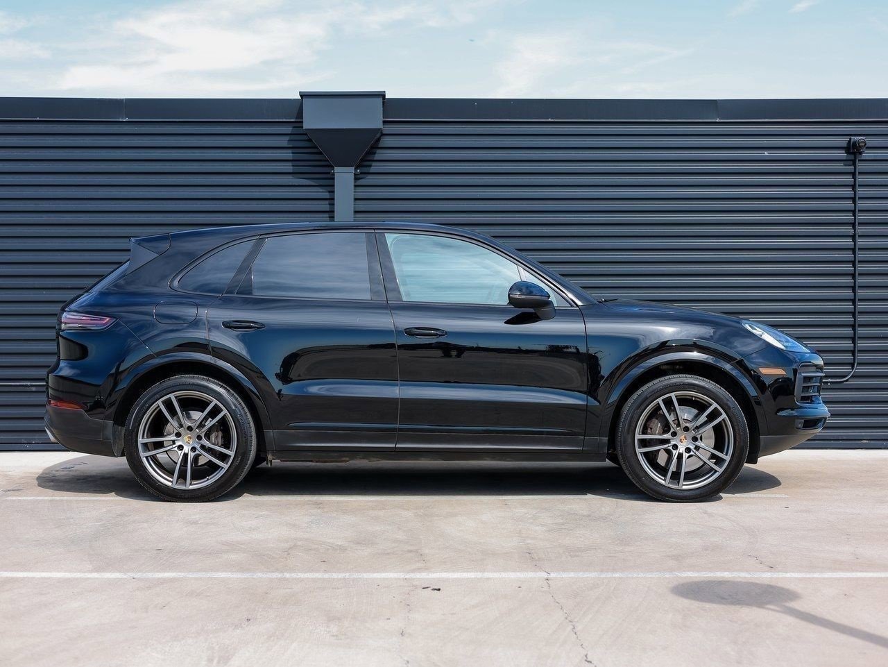Certified 2023 Porsche Cayenne image 8