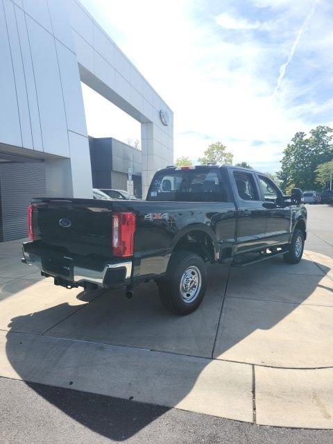 New 2026 Ford F250 XL w/ XL Chrome Package image 8
