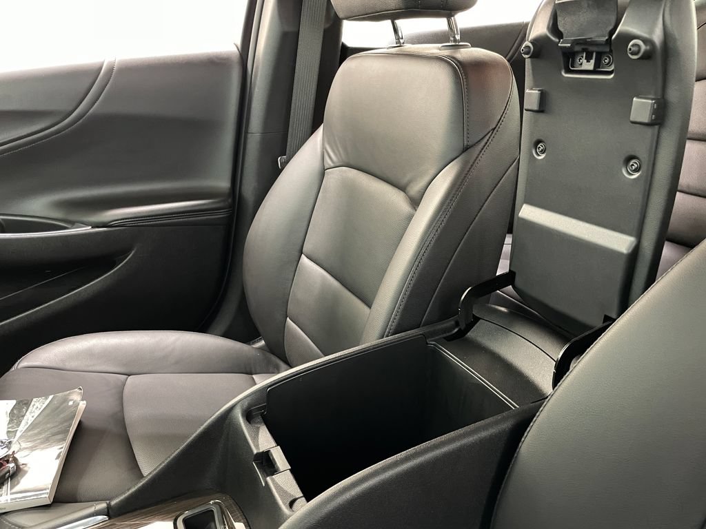 Used 2023 Chevrolet Malibu LT w/ Driver Confidence Package FWD image 33