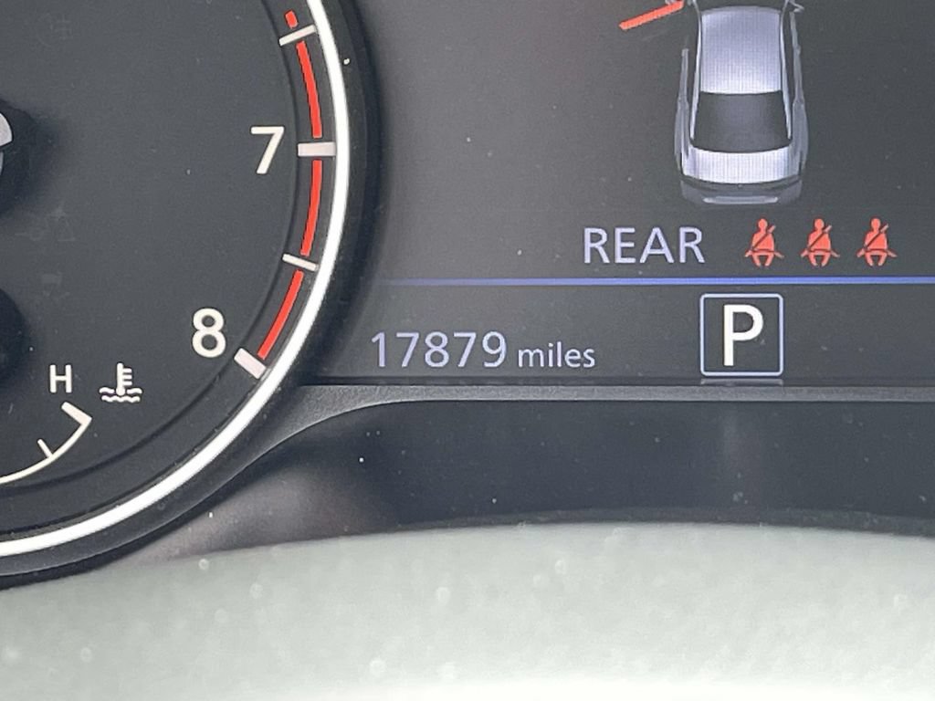 Used 2024 Nissan Altima 2.5 SR w/ SR Premium Package FWD image 23