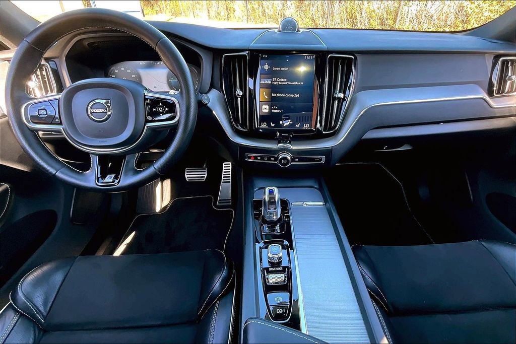 Used 2019 Volvo XC60 T8 R-Design w/ Advanced Package image 19