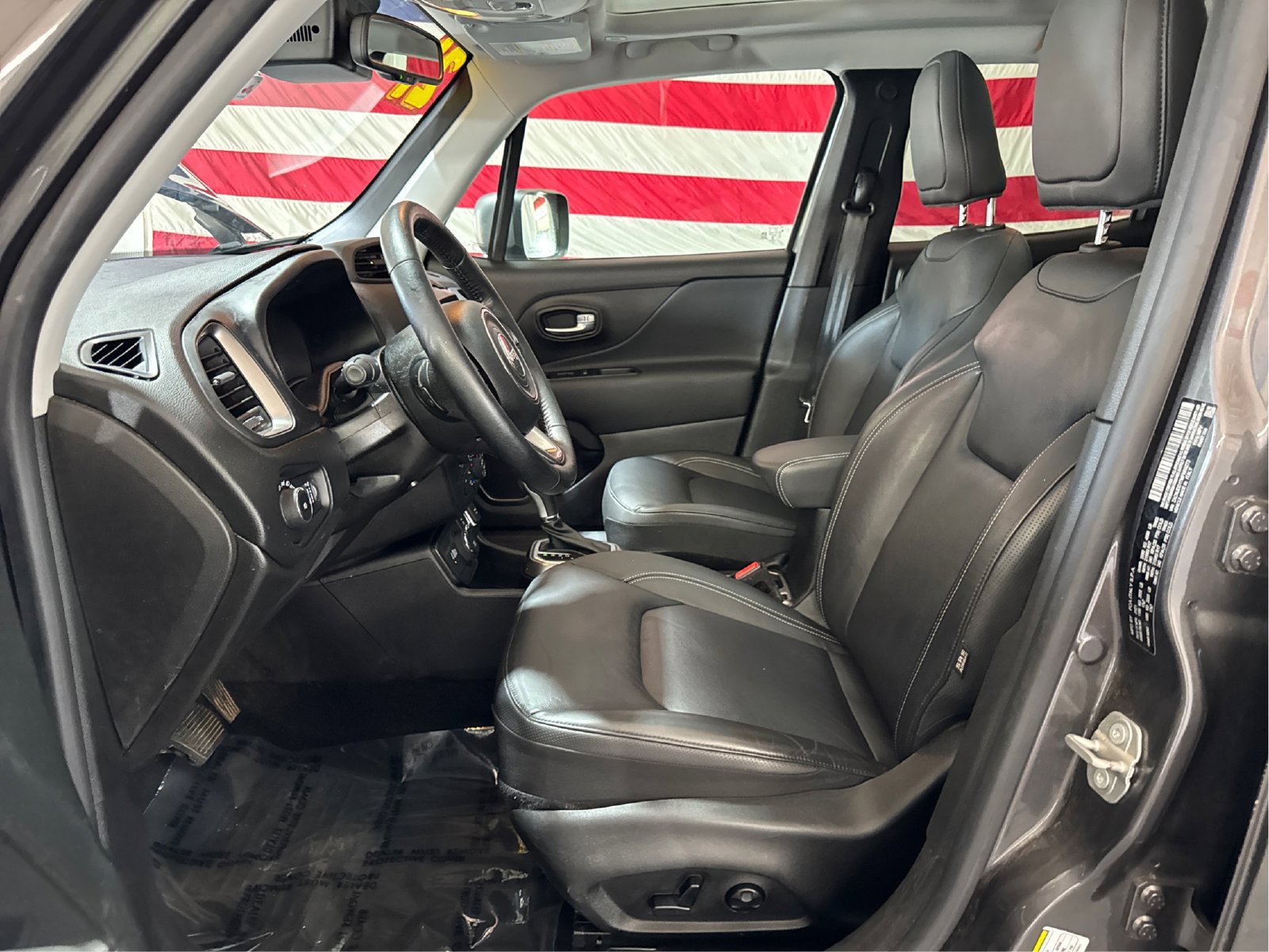 Used 2021 Jeep Renegade Limited w/ Sun & Sound Group AWD/4WD image 9