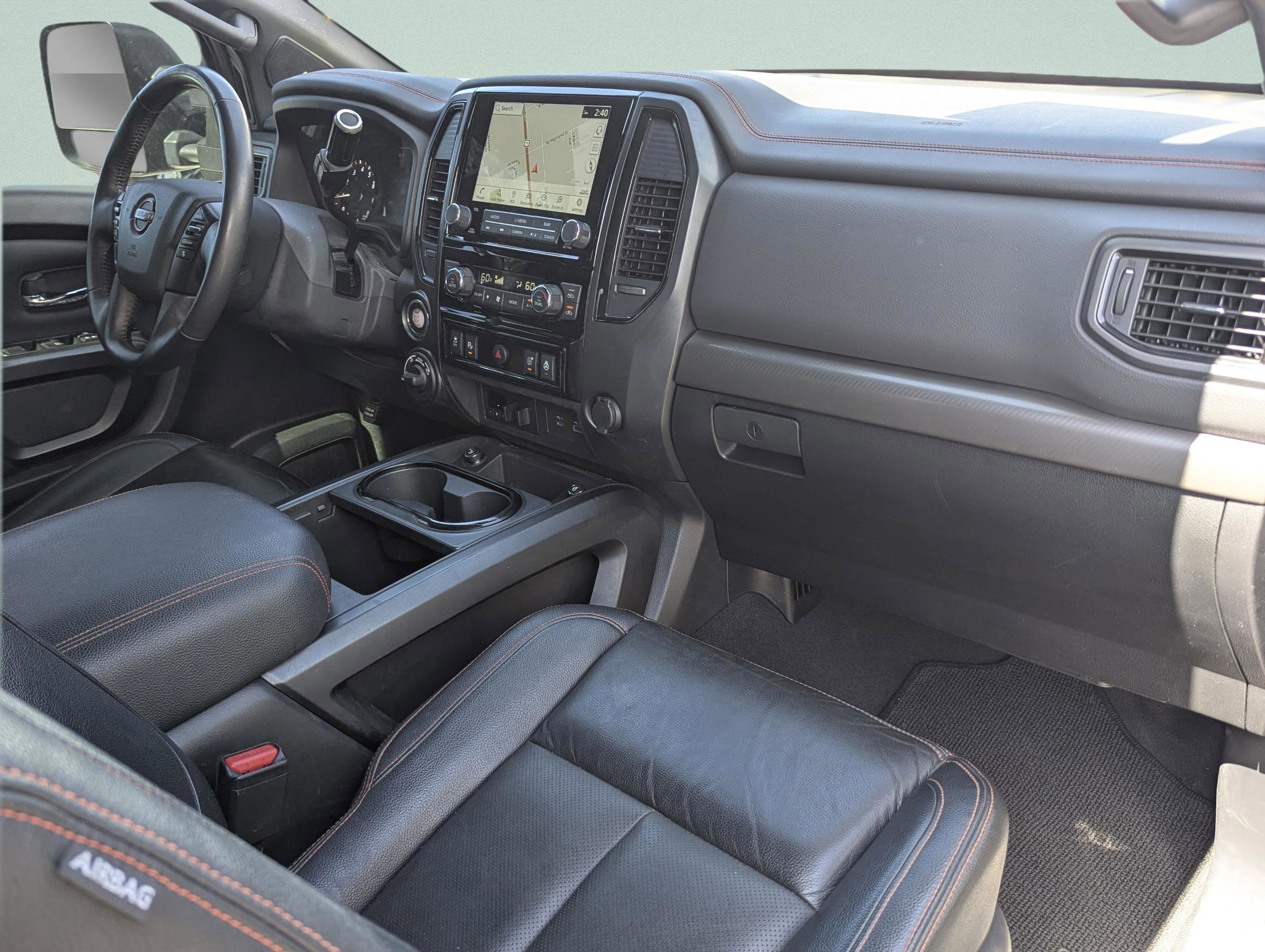 Used 2024 Nissan Titan PRO-4X w/ Pro-4x Convenience Package image 20