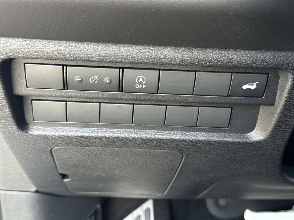 New 2026 Mitsubishi Outlander SEL image 42