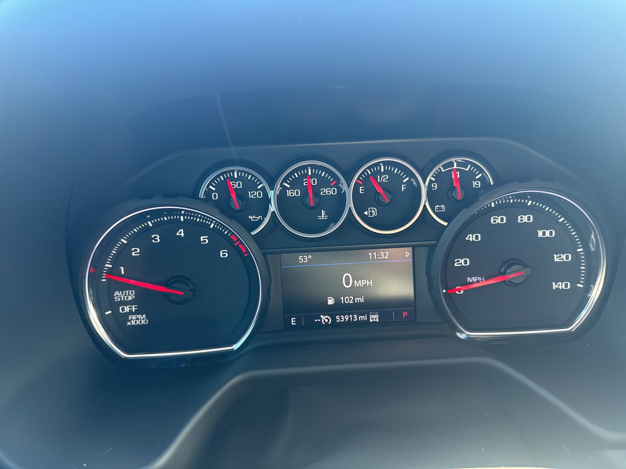 Used 2021 Chevrolet Tahoe Z71 w/ Luxury Package image 11