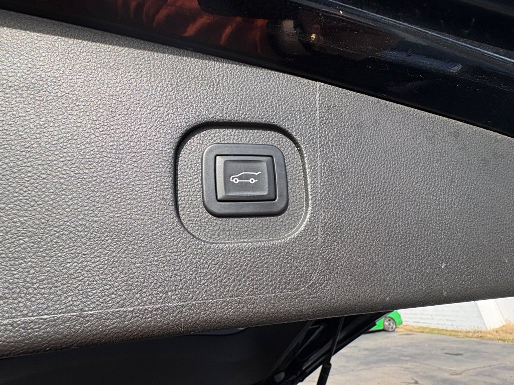 Used 2014 GMC Terrain SLT w/ Chrome Appearance Package image 14