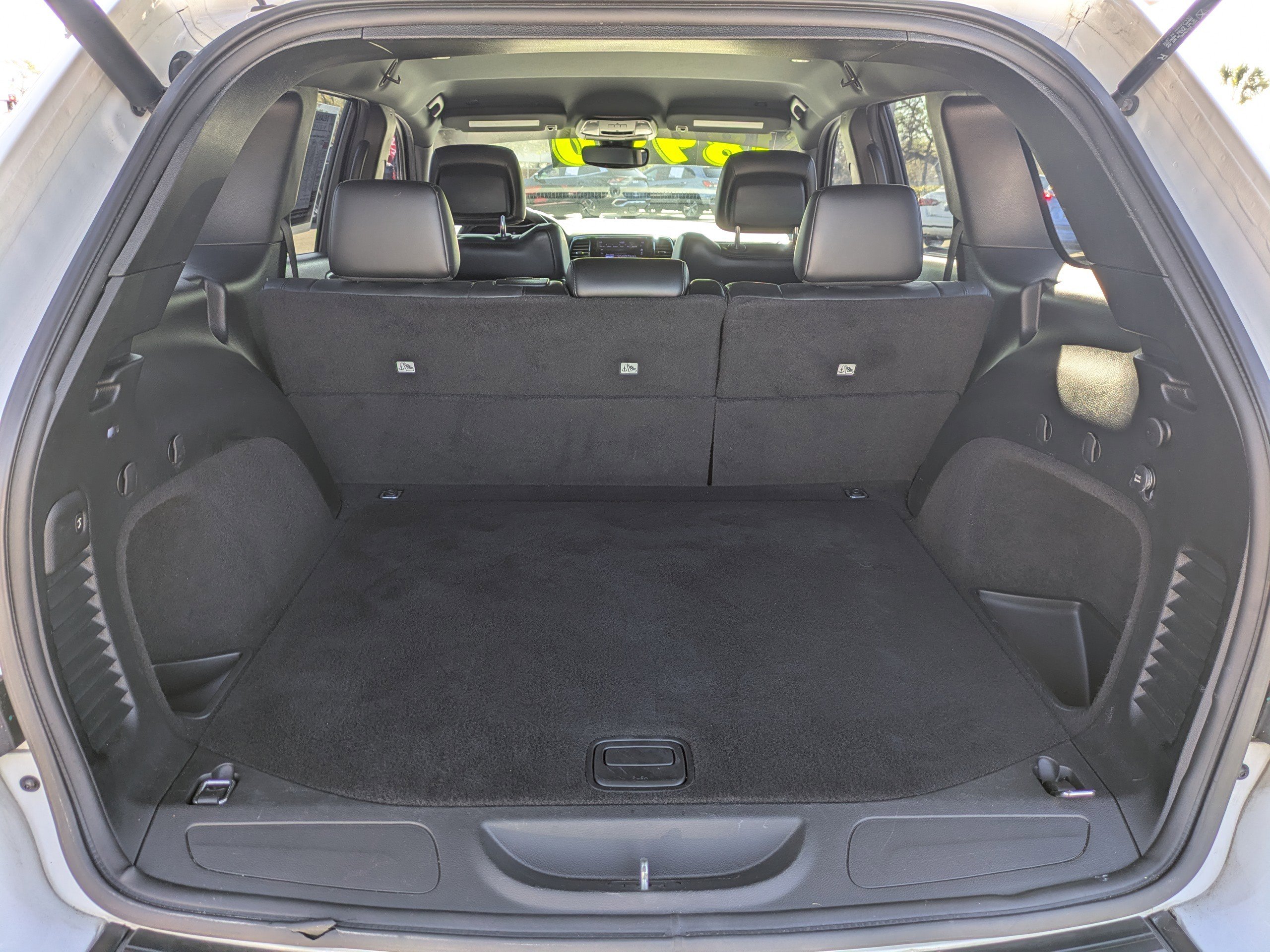 Used 2019 Jeep Grand Cherokee Altitude image 13