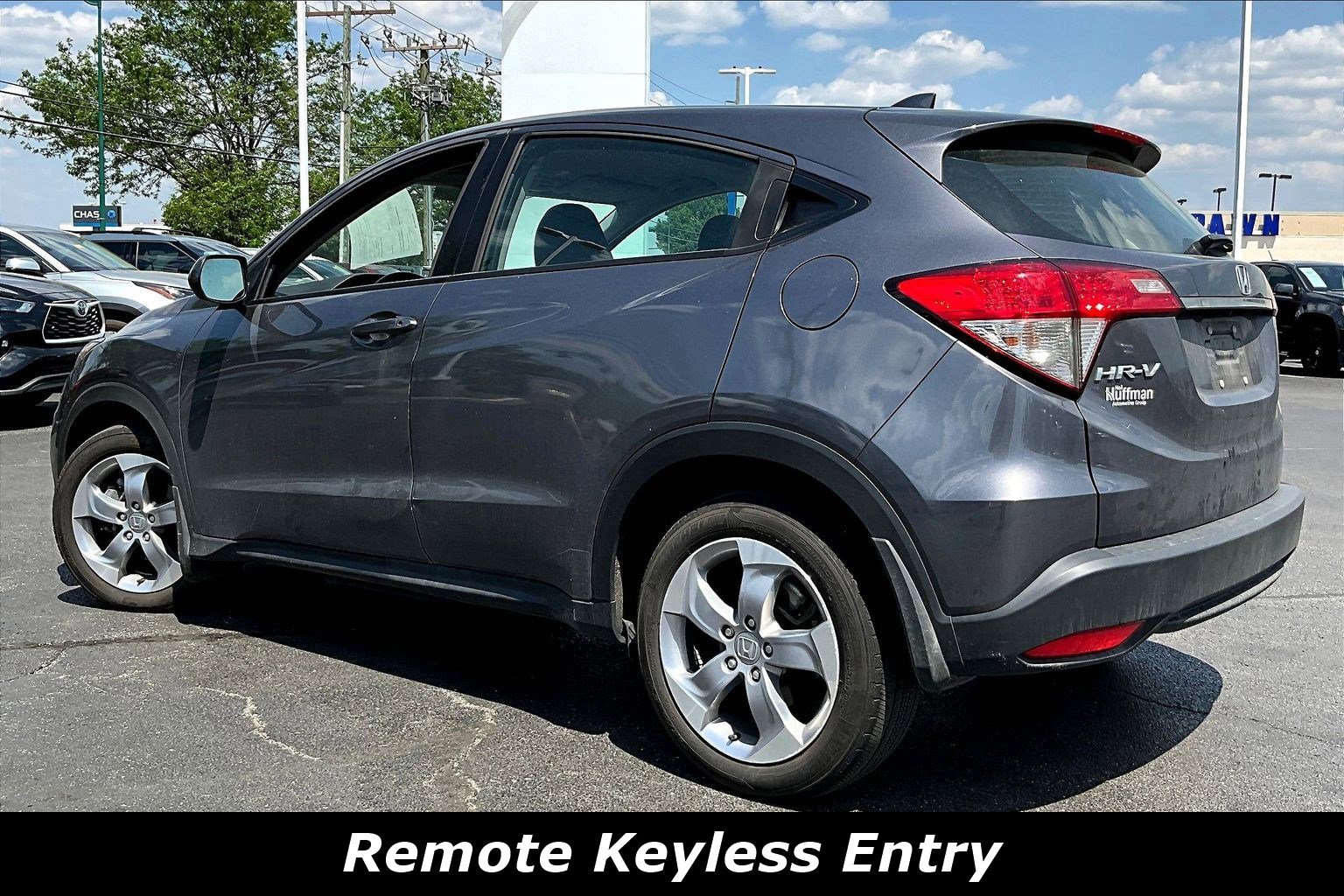 Used 2021 Honda HR-V LX image 3