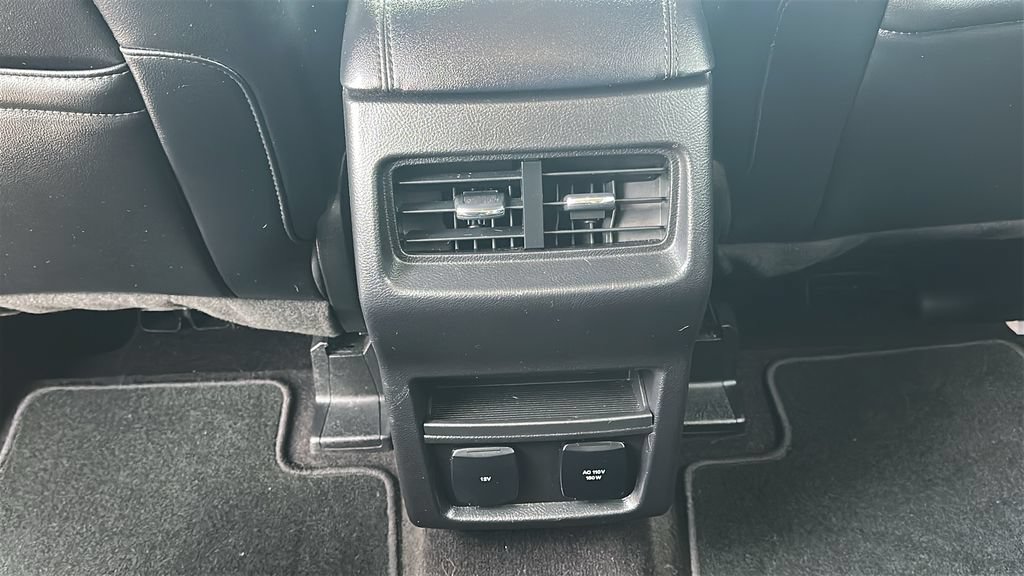 Used 2019 Ford Edge SEL w/ Equipment Group 201A FWD image 30