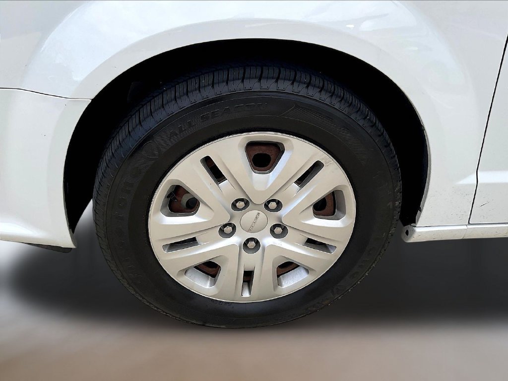 Used 2019 Dodge Grand Caravan SE w/ UConnect Hands-Free Group FWD image 34