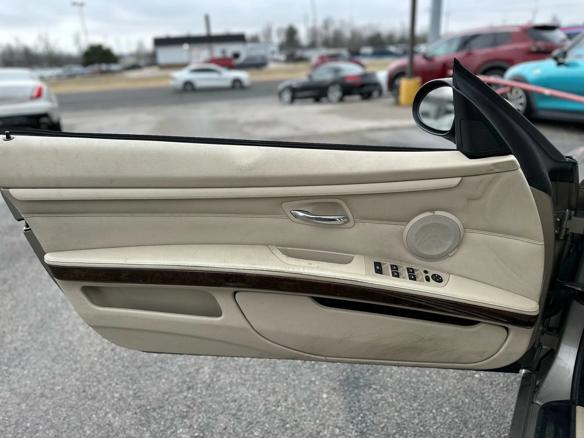 Used 2009 BMW 328i Convertible RWD image 30
