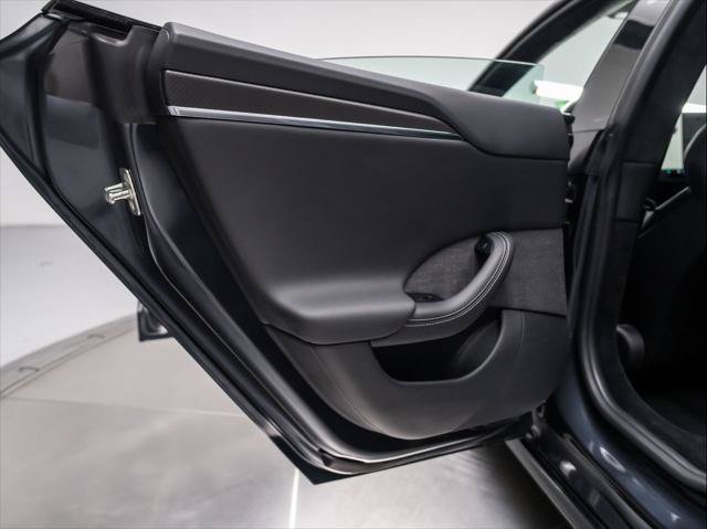 Used 2024 Tesla Model S Plaid AWD/4WD image 25