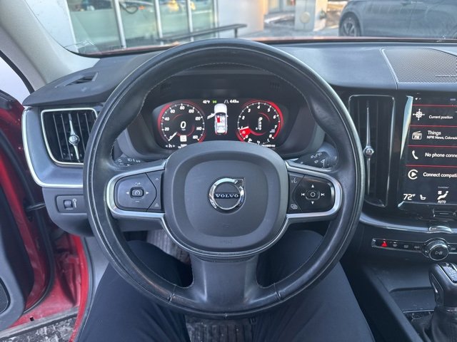 Used 2020 Volvo XC60 T5 Momentum w/ Protection Package Premier image 5