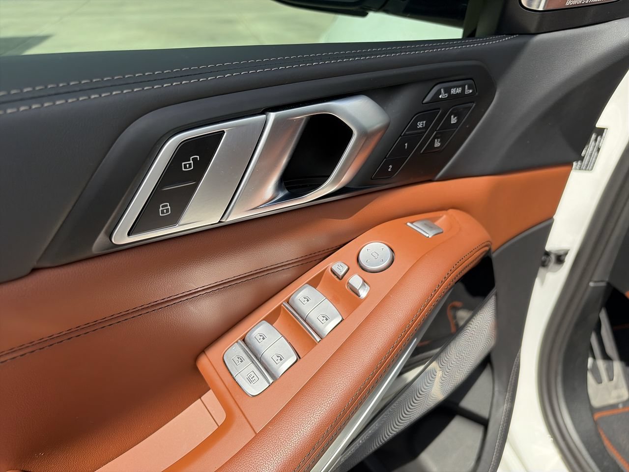 Certified 2025 BMW X7 M60i AWD/4WD image 19